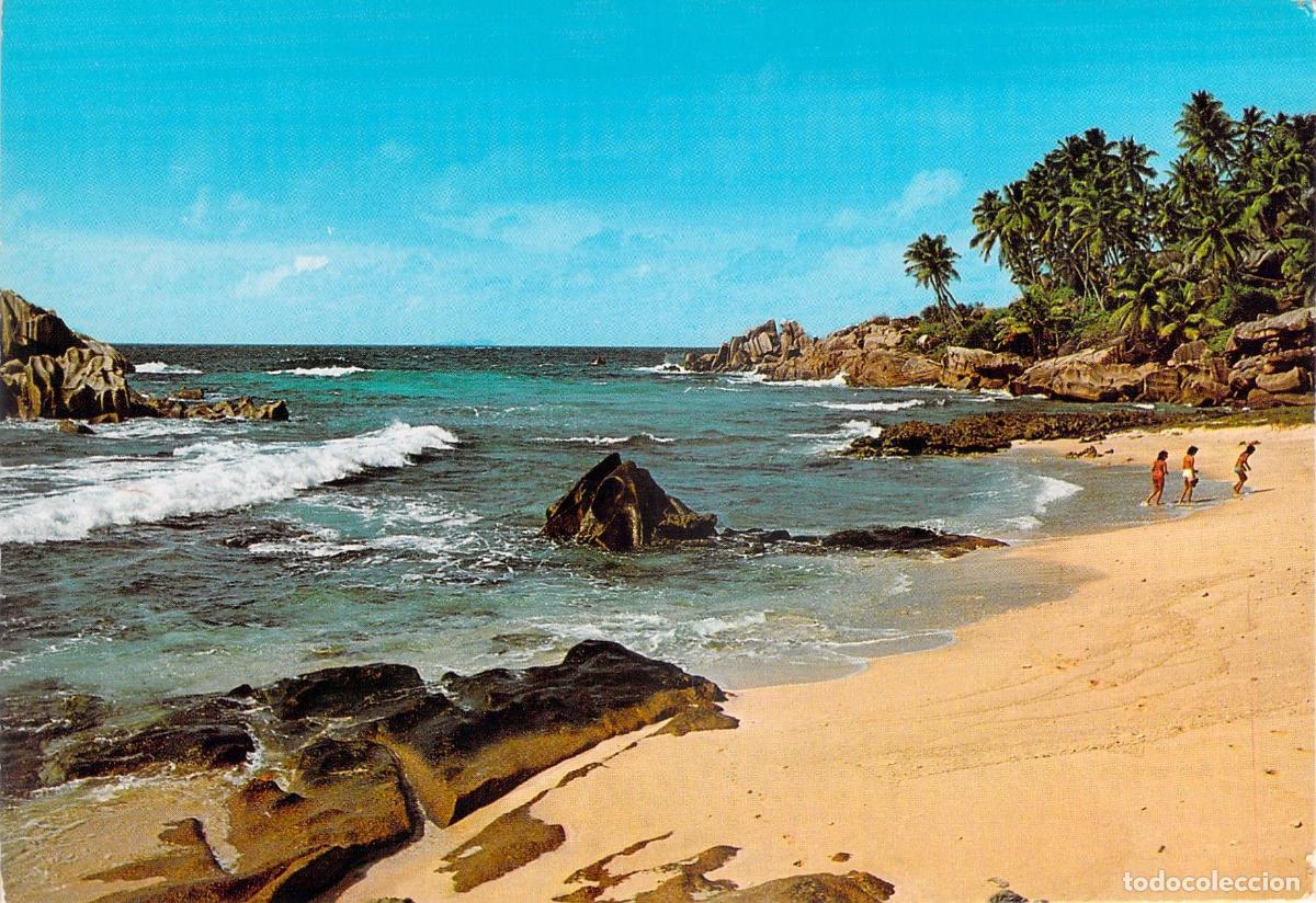 Postales: Postal de la Playa de La Digue en Seychelles