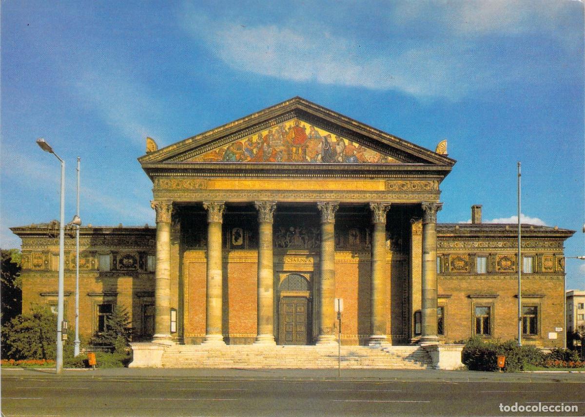 Postcards: Postal de Budapest con la Fachada del Palacio de Arte Műcsarnok