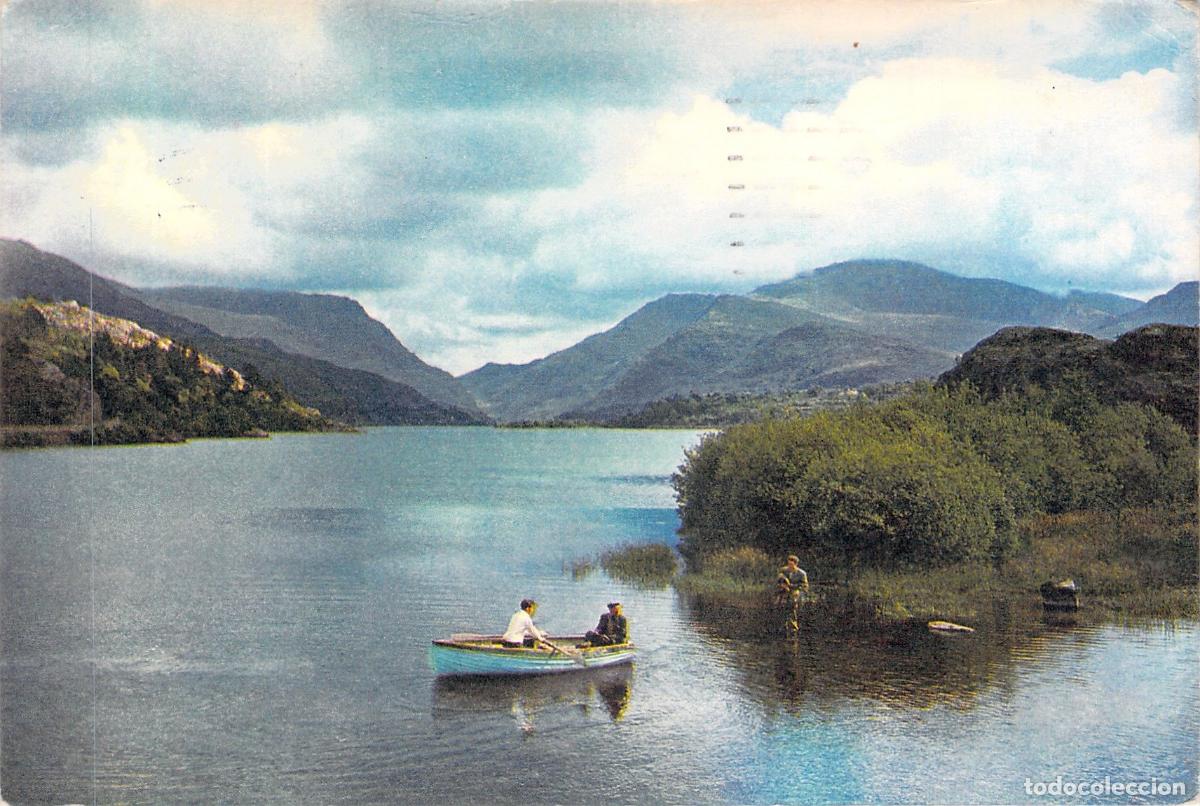 Cartes Postales: Postal de Llyn Padarn y Snowdon en Gales, Paisaje con Lago y Bote