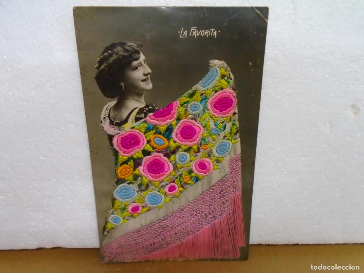Postales: &rdquo;LA FAVORITA&rdquo; TARJETA POSTAL BORDADA, C.A.1910.