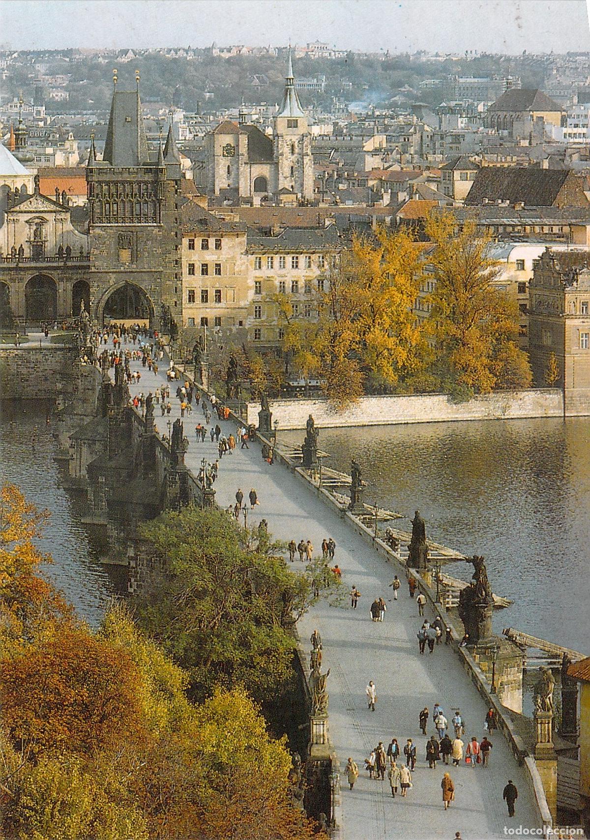 Cartes Postales: Postal del Puente de Carlos en Praga con Paisaje de Oto&ntilde;o