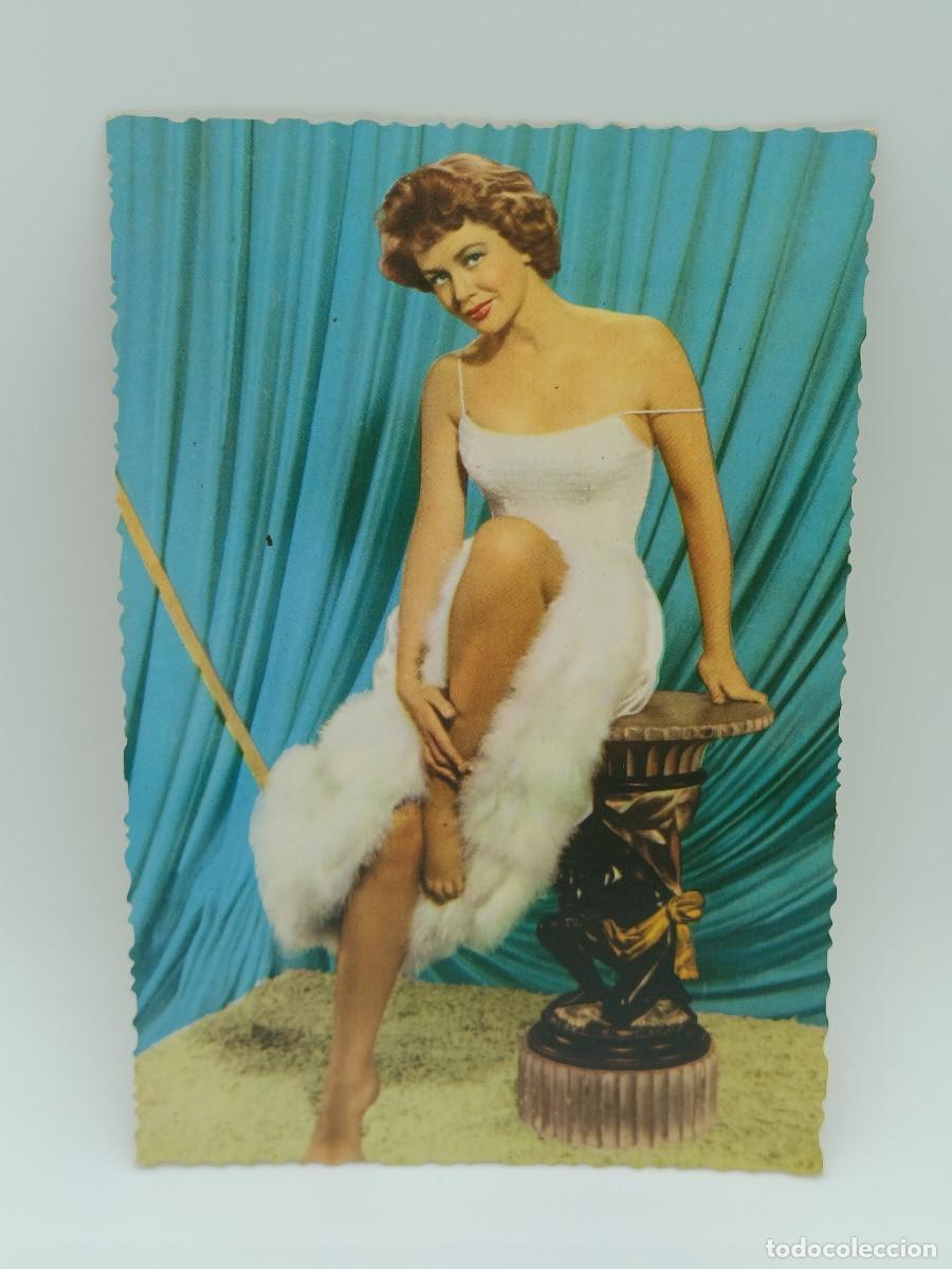 Cartes Postales: FOTOGRAFIA POSTAL ANTIGUA ESCRITA DOROTHY MALONE A&Ntilde;OS 60. PY