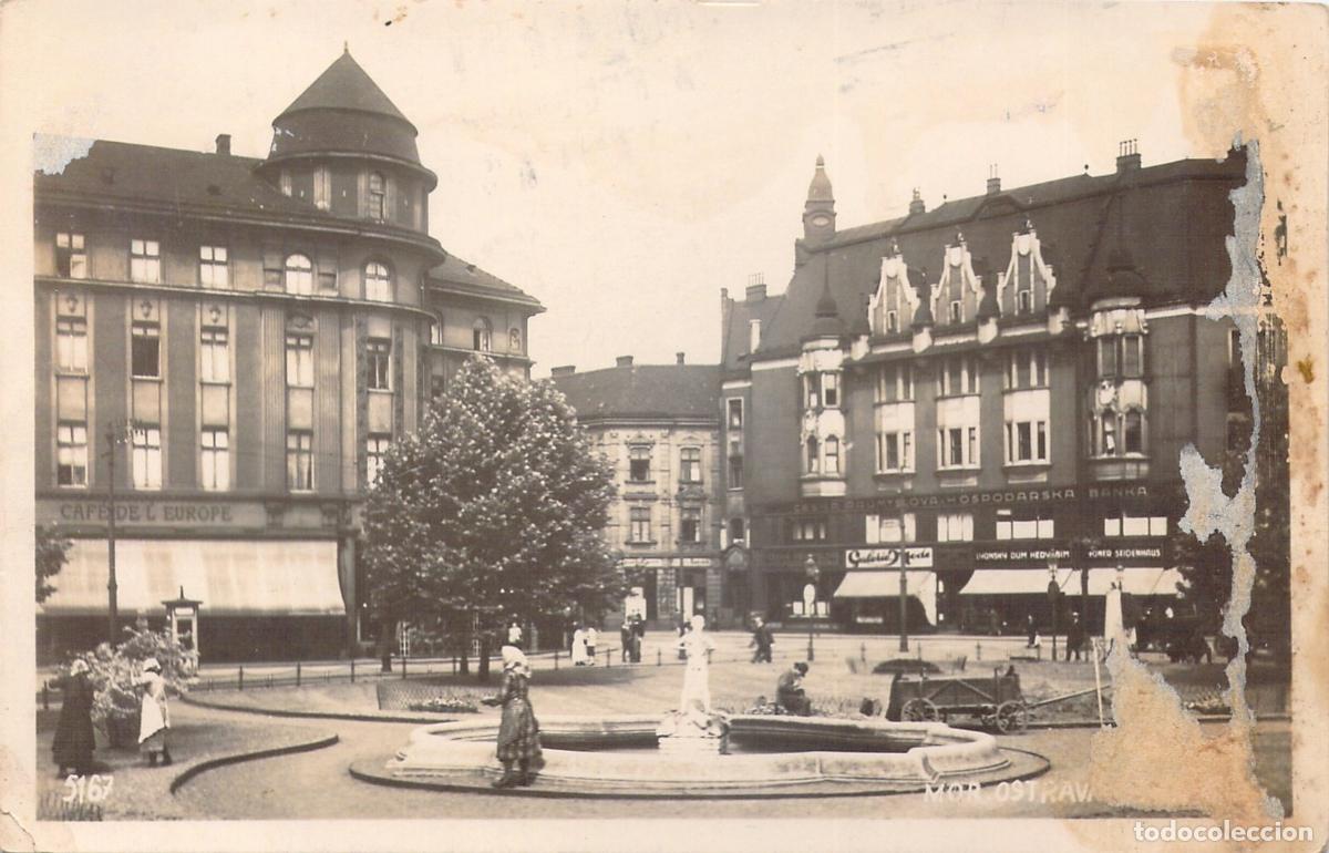 Postkarten: Postal de Moravsk&aacute; Ostrava con Plaza y Caf&eacute; de l'Europe