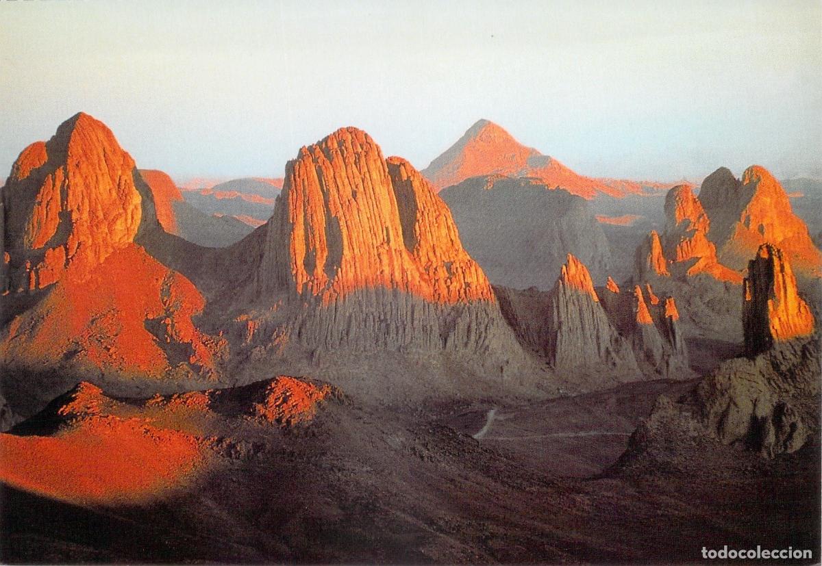 Postkarten: Postal del Macizo de Ahaggar en el Desierto del S&aacute;hara, Argelia
