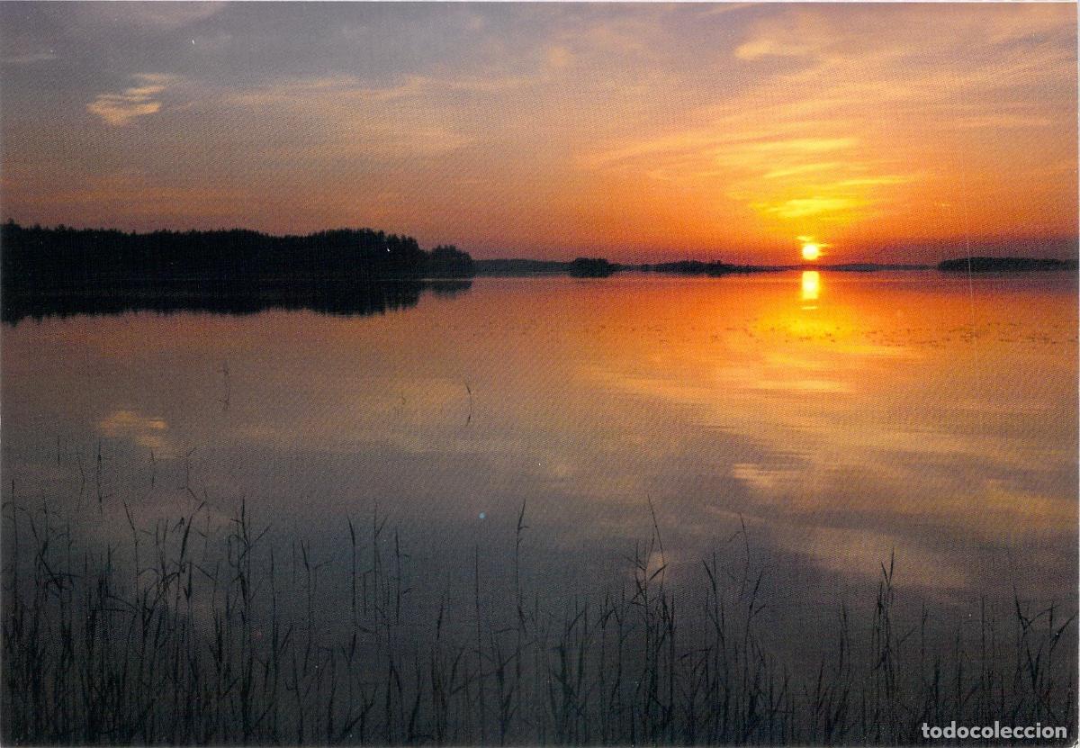 Postales: Postal del Lago Saimaa al Atardecer en Finlandia - Foto 1