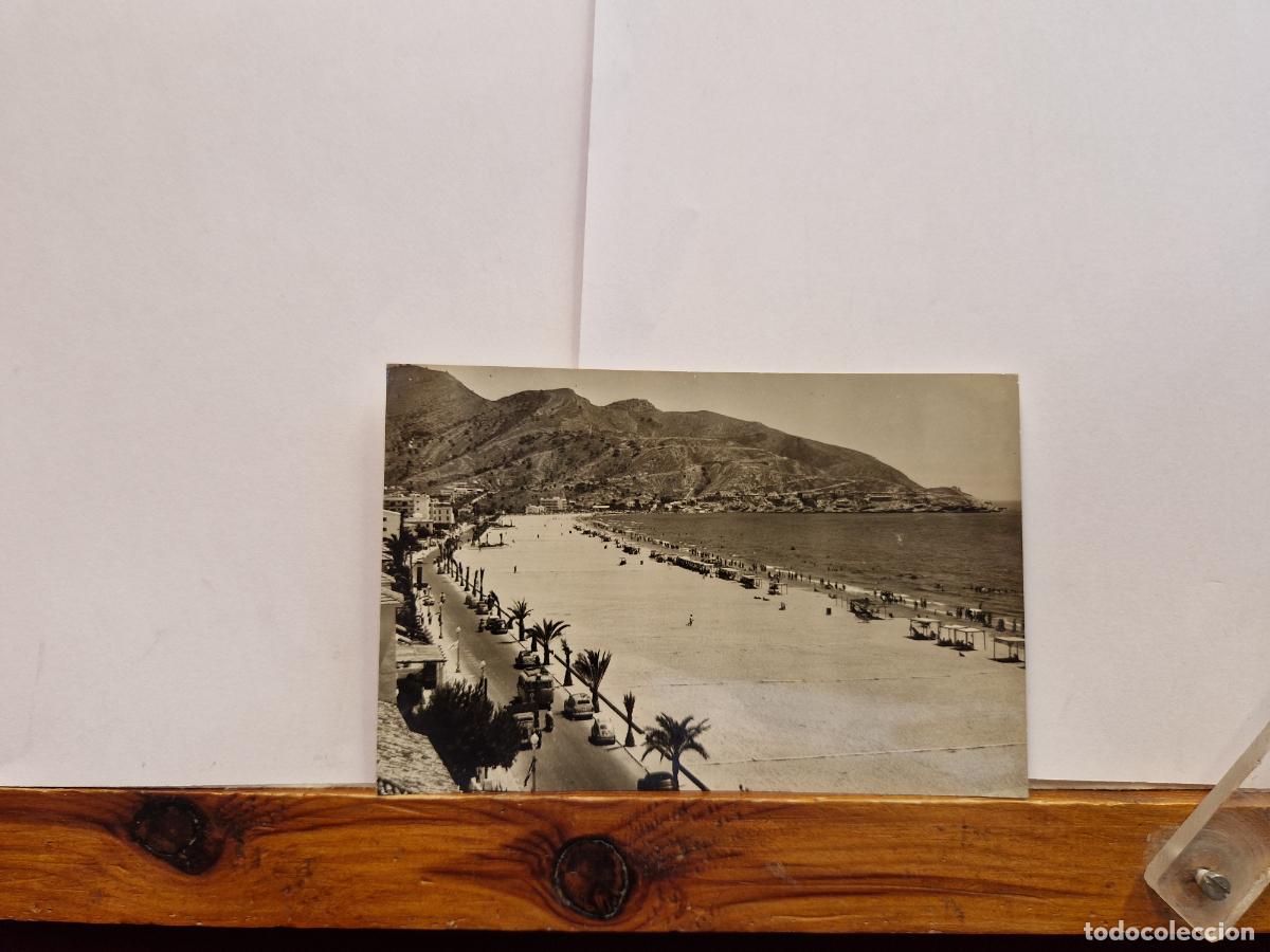Postales: BONITA POSTAL CIRCULADA. BENIDORM ALICANTE. PLAYA DE LEVANTE