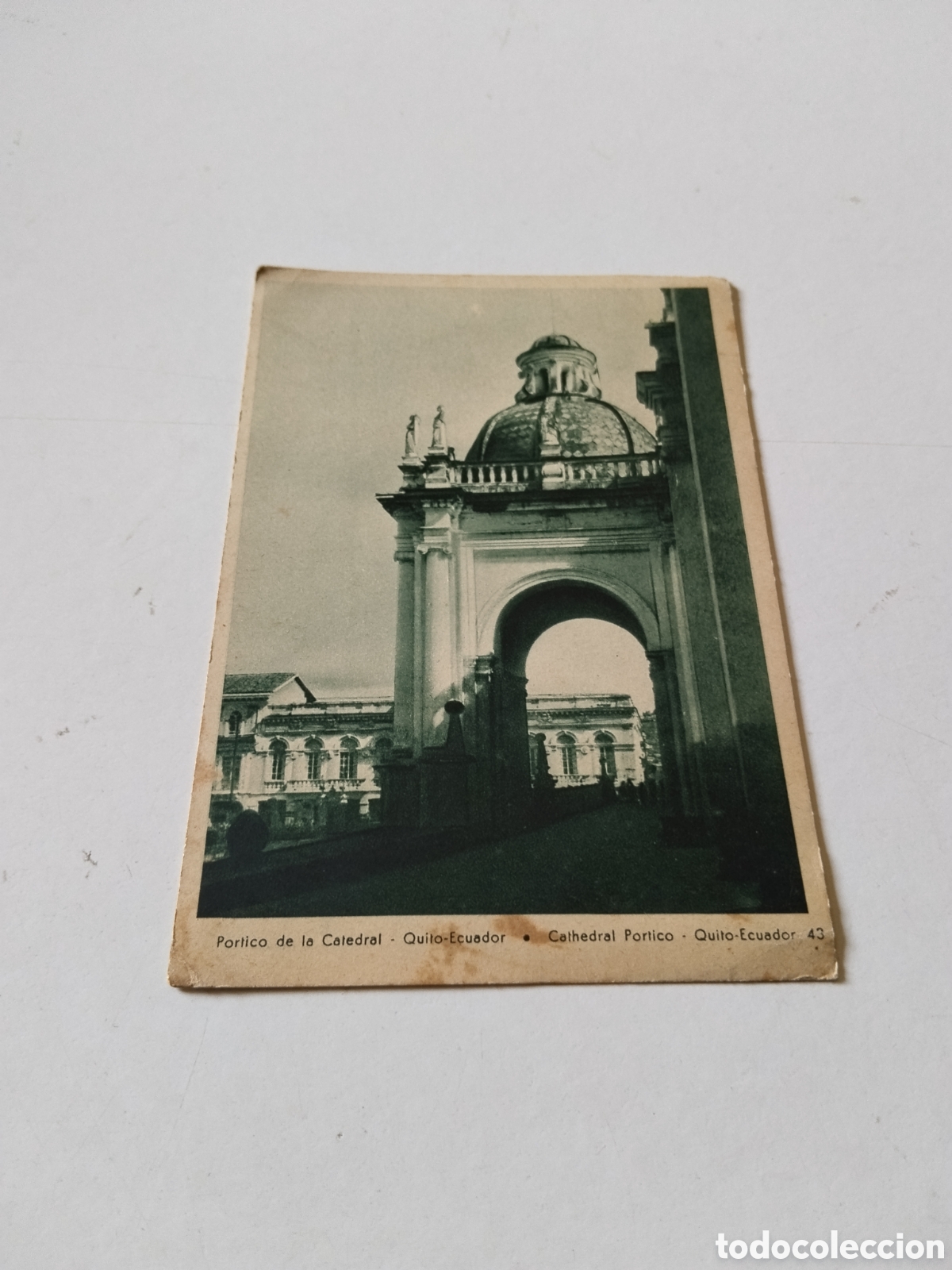Postales: Postal P&oacute;rtico de la Catedral - Quito - Ecuador , Instituto Geogr&aacute;fico de Agostini - Novara Italia
