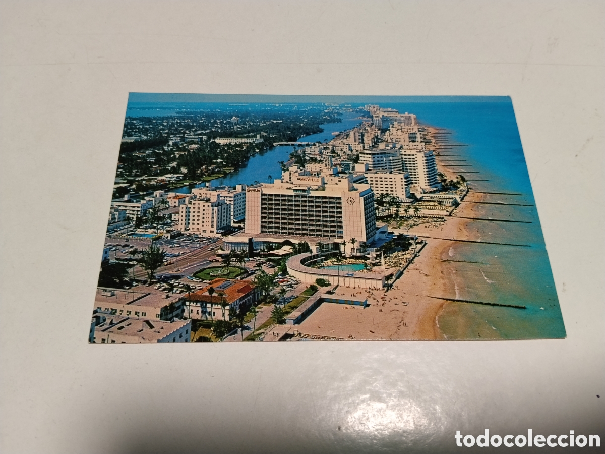 Postales: Postal Aerial View from 29th Street , With The Atlantic Ocean to The right , Miami Beach Florida