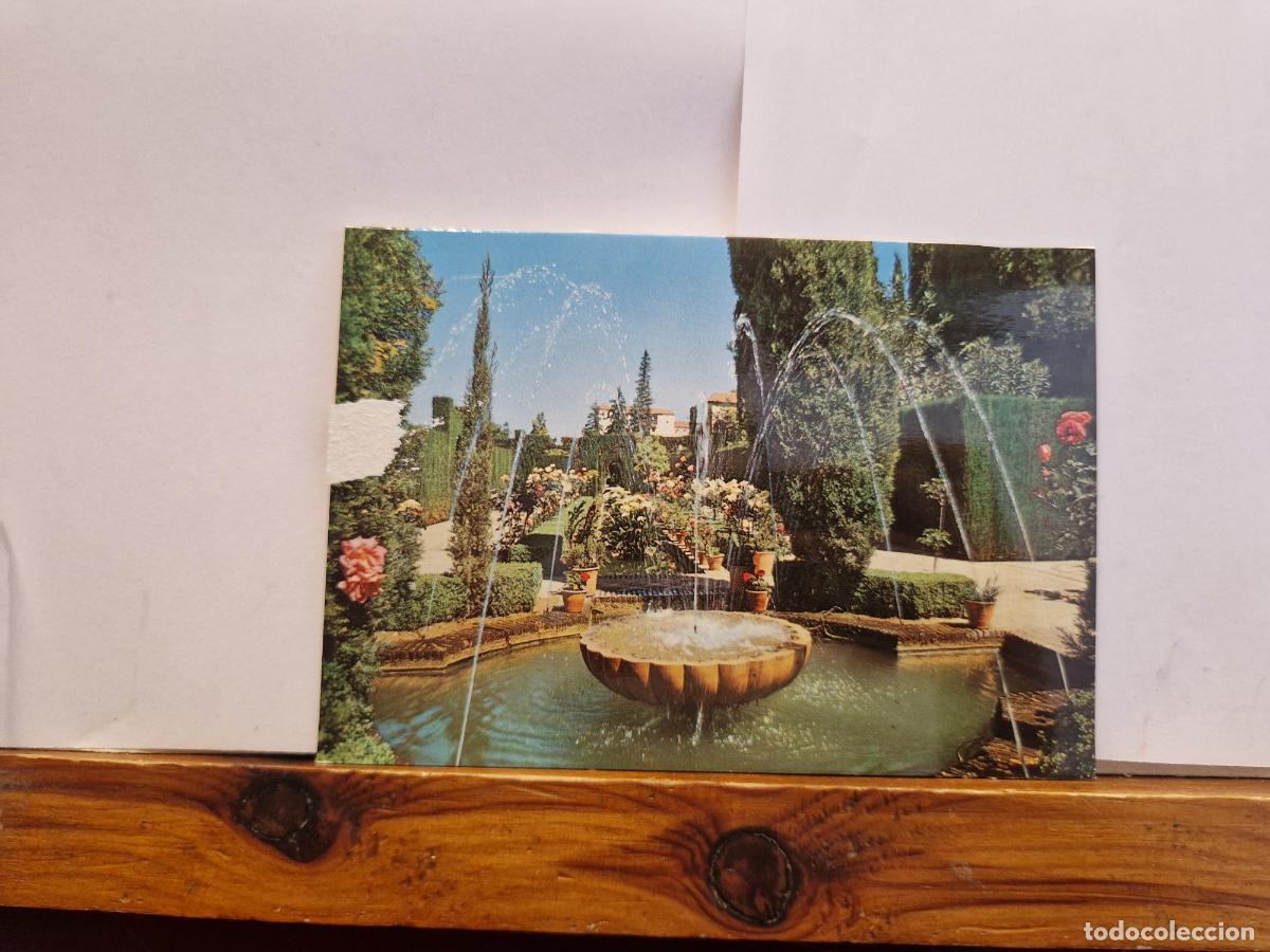 Postales: BONITA POSTAL NUEVA. GRANADA, GENERALIFE, SURTIDORES DE JARDINES BAJOS.