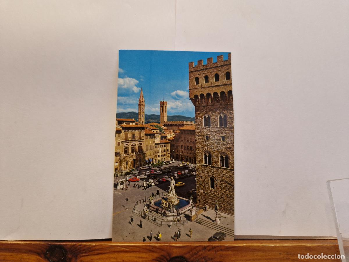 Postales: BONITA POSTAL CIRCULADA. PIAZZALE DELLA SIGNORIA.