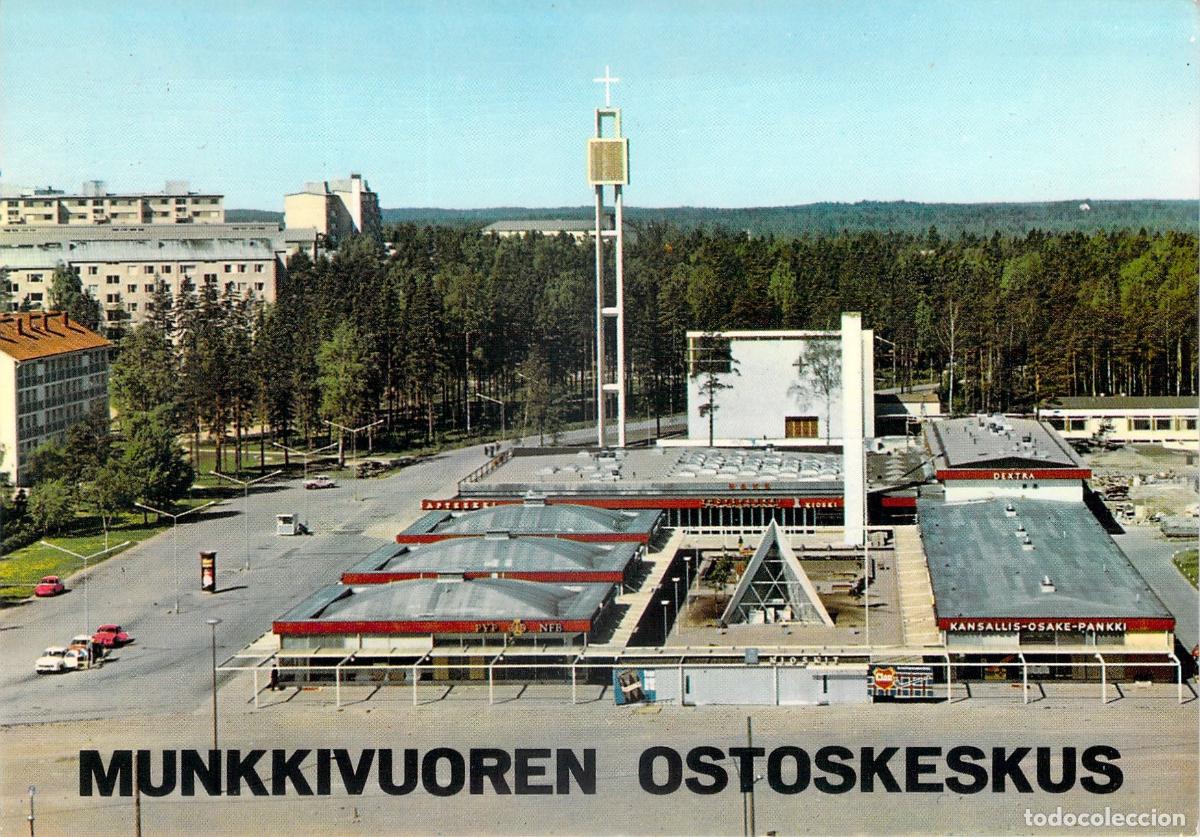 Postales: Postal de Munkkivuori, Centro Comercial e Iglesia en Helsinki, Finlandia