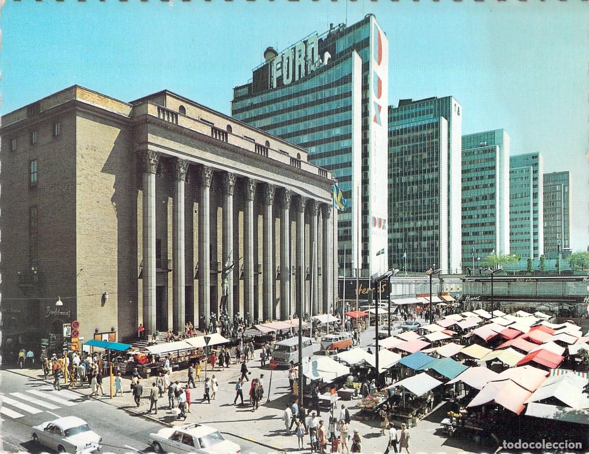 Postales: Postal de Estocolmo con Konserthuset y el mercado en H&ouml;torget