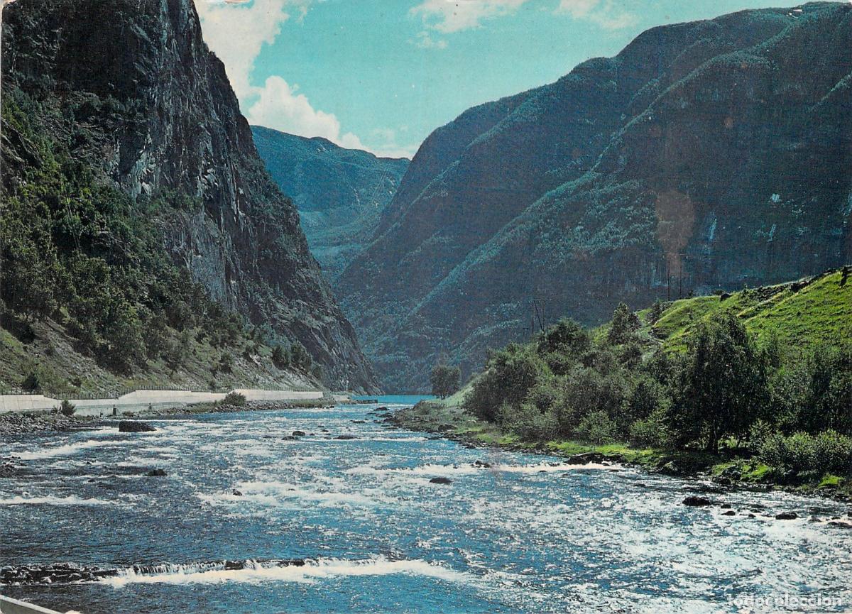 Postales: Postal de Aurlandsdalen Noruega Valle y Rio