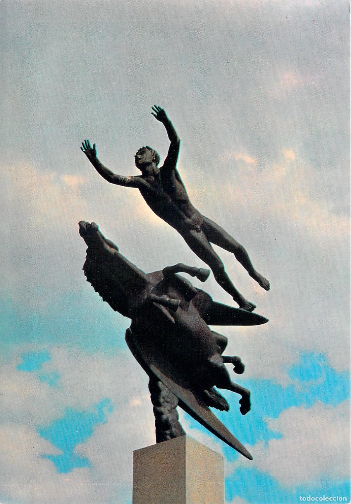 Postales: Postal de la Escultura El Hombre y Pegaso en Millesg&aring;rden Suecia