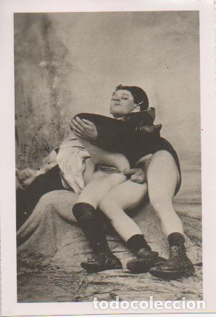 Postales: Postal E07149: Las Mas Bellas Tarjetas Er&oacute;ticas Siglo XIX y XX (33) - Varios