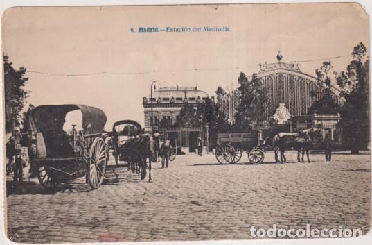 Postales: 6 Madrid. Estaci&oacute;n del mediod&iacute;a. Fot. Lacoste. Sin usar