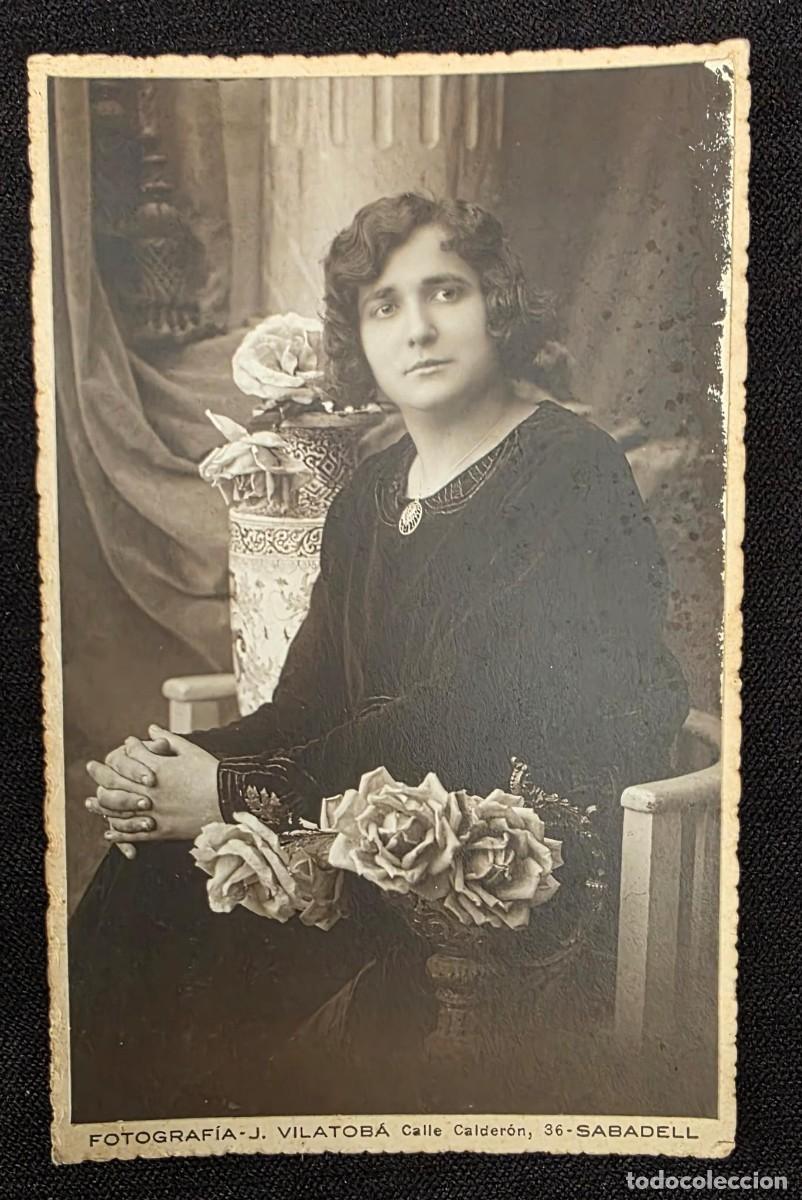 Postales: P.1151 Antigua Tarjeta Postal Fotogr&aacute;fica Retrato de Dama &ndash; Fotograf&iacute;a J. Vilatob&agrave;, Sabadell