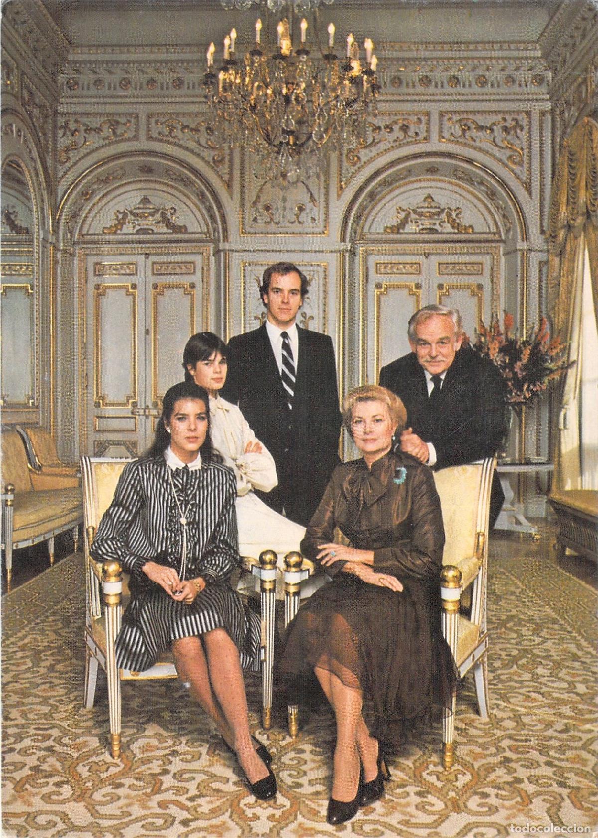 Postales: Postal de la Familia Real de M&oacute;naco con la Princesa Grace y el Pr&iacute;ncipe Rainiero