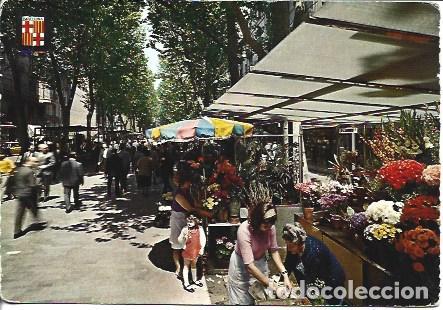 Cartes Postales: POSTAL A7336: Puestos de flores en las Ramblas de Barcelona