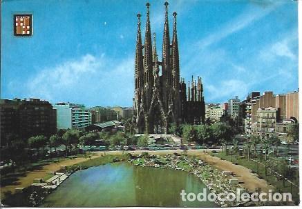Postales: POSTAL A7702: Plaza y Sagrada Familia de Barcelona