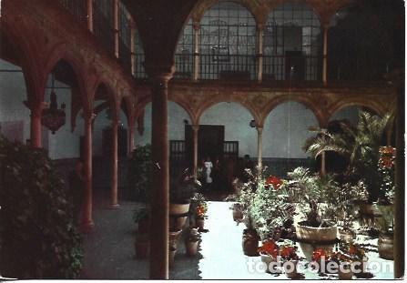 Postais: POSTAL A7777: Patio del Parador Nacional de Ubeda