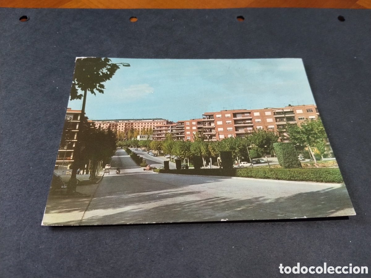 Postales: Postal Madrid Barrio del ni&ntilde;o Jes&uacute;s . Colonia Urbis