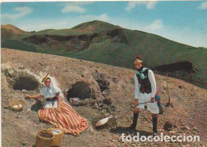 Postais: Postal E00671: Traje Tipico lanzarote - Varios