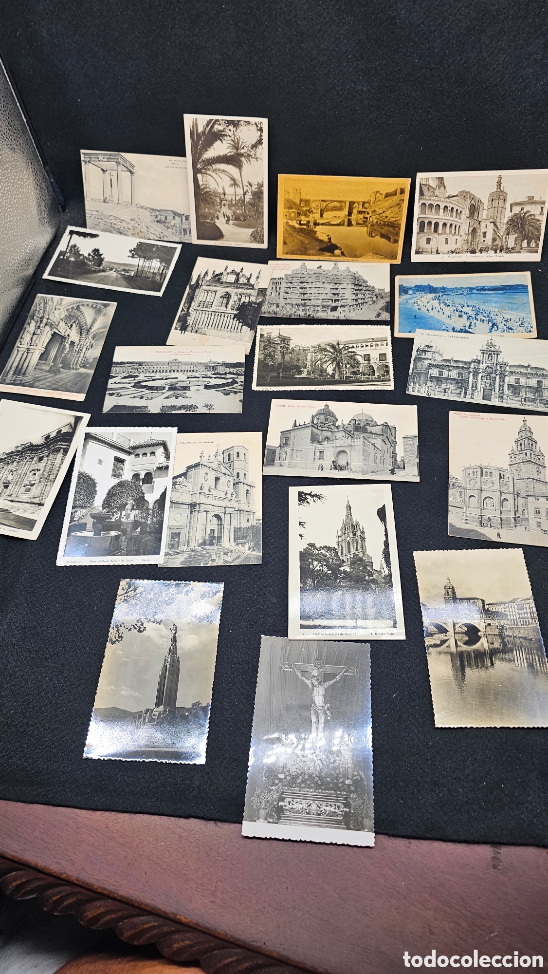 Postales: ( 2 ) lote de 20 postales antiguas