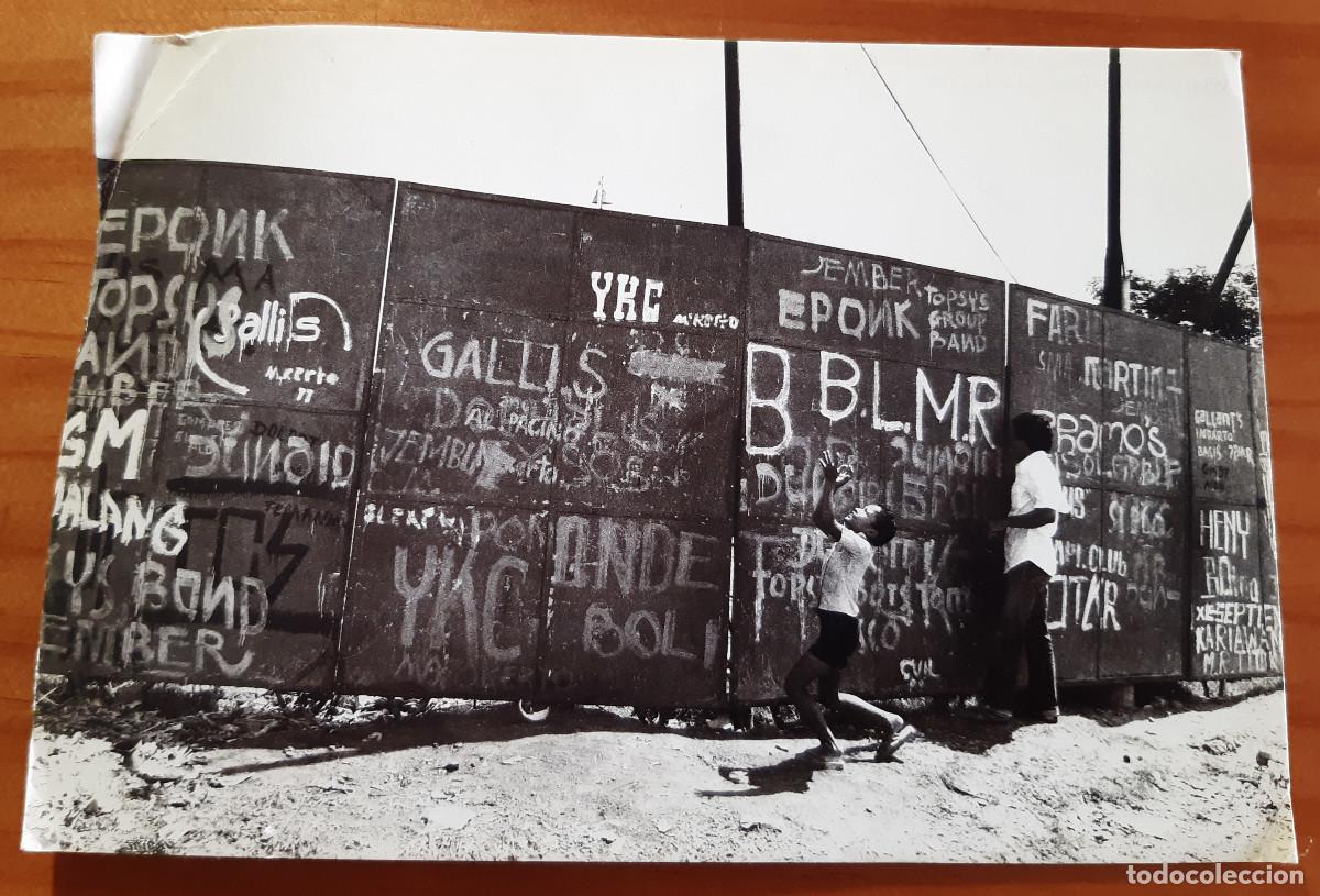 Postales: EXPOSICI&Oacute;N DE FOTOGRAF&Iacute;AS - WIM WENDERS - A&Ntilde;O 1994 - DIPUTACI&Oacute; DE VAL&Egrave;NCIA - BUEN ESTADO