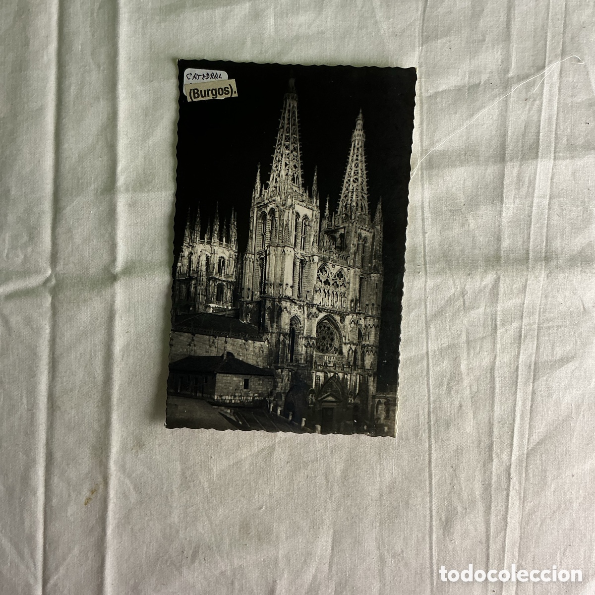 Postales: Postal antigua Burgos &ndash; Catedral iluminada de noche &ndash; Ediciones Arribas N&ordm; 102