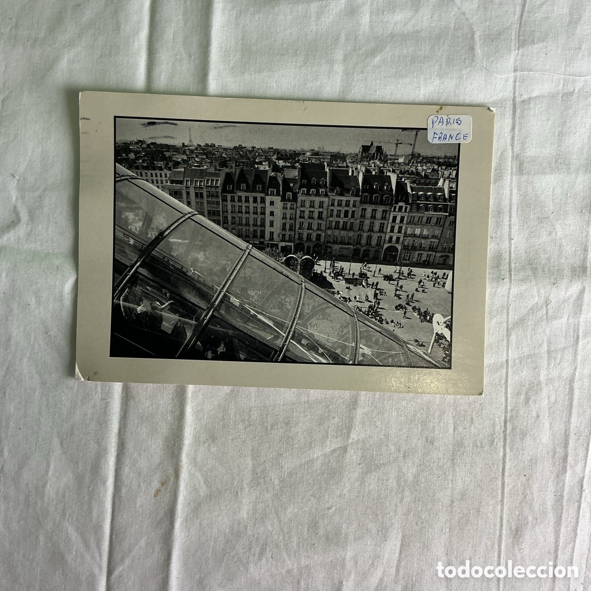 Postales: Postal Par&iacute;s Francia &ndash; Centre Pompidou / Rue du Louvre &ndash; Circulada 1987 &ndash; Jean-Claude Gautrand