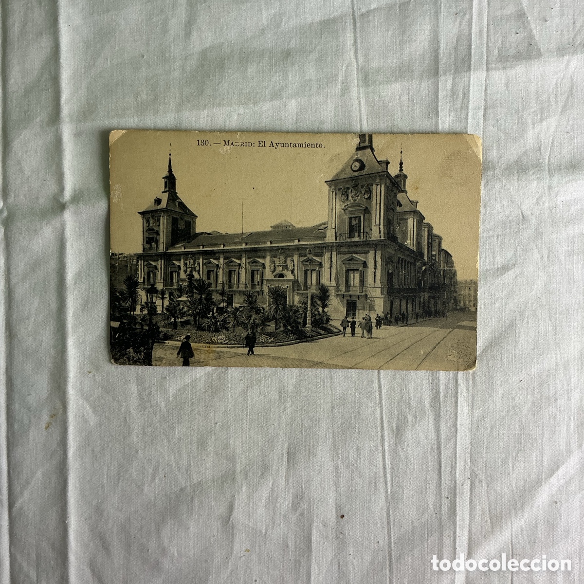 Postales: Antigua postal de Madrid &ndash; El Ayuntamiento &ndash; Circulada a Barcelona &ndash; Alfonso XIII &ndash; Principios s. XX
