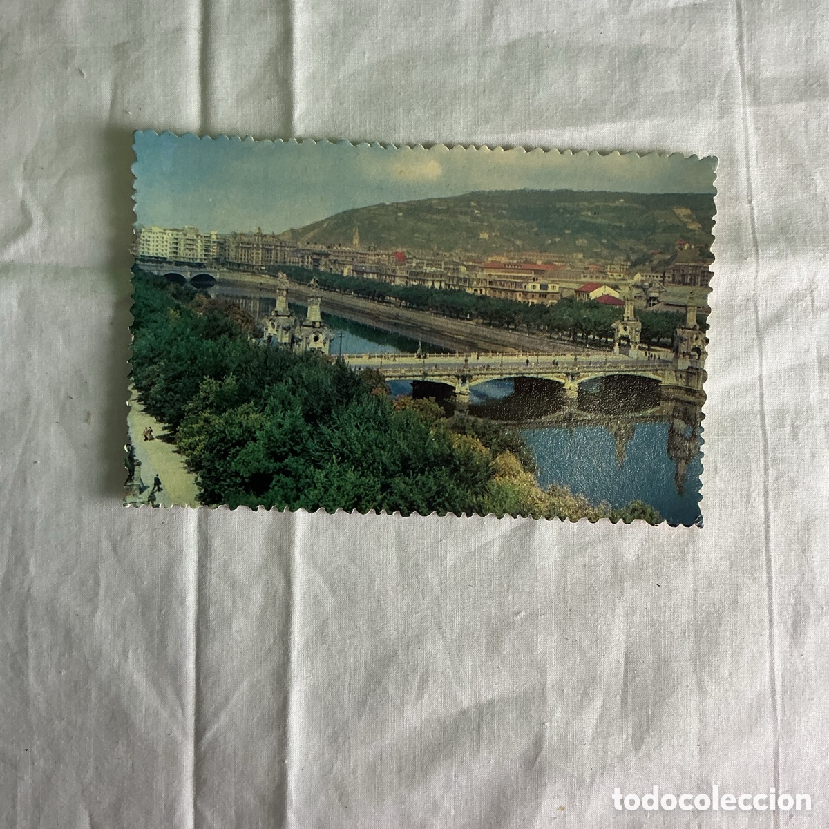 Postales: Postal antigua San Sebasti&aacute;n &ndash; Puente de Mar&iacute;a Cristina sobre el r&iacute;o Urumea &ndash; Fotocolor
