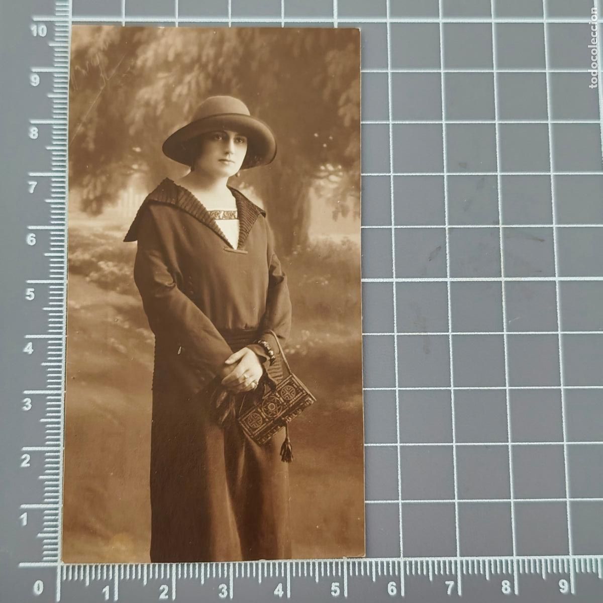 Postales: Postal mujer principio del siglo XX posible a&ntilde;os 20