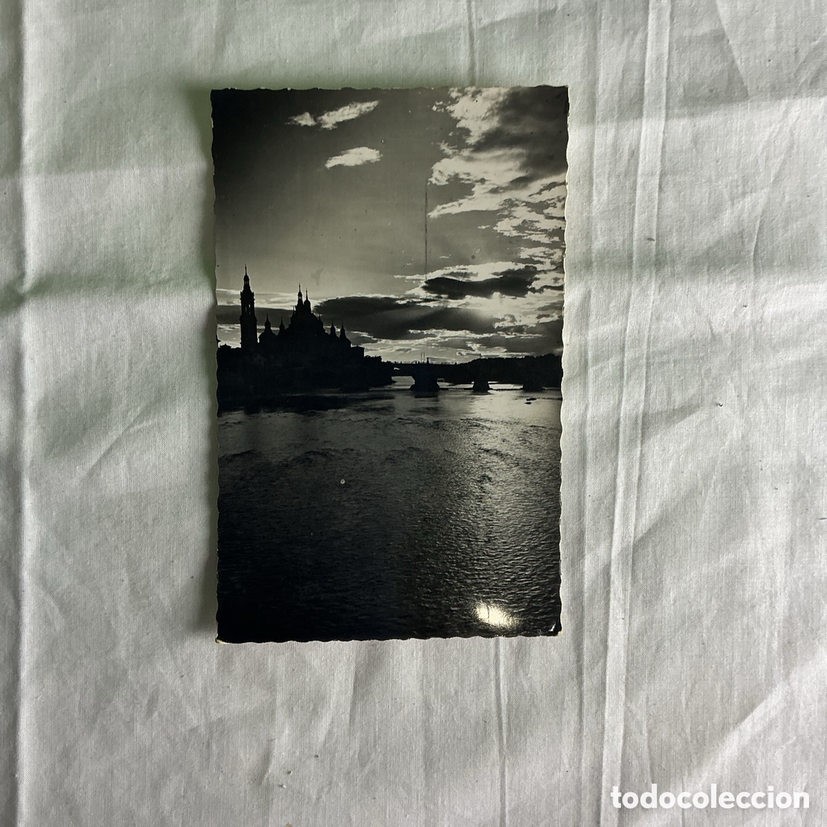 Postales: Postal antigua Zaragoza &ndash; Puesta de Sol sobre el Ebro &ndash; Circulada 1957 &ndash; Ed. Garc&iacute;a Garrabella