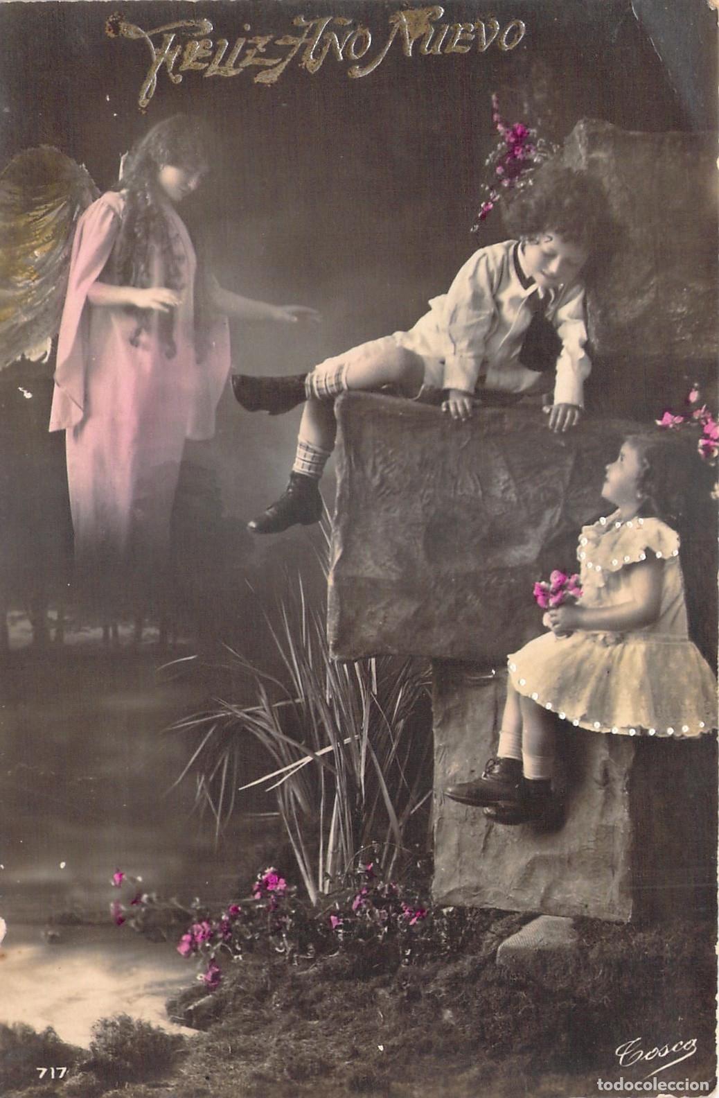Postales: Postal de Feliz A&ntilde;o Nuevo con ni&ntilde;os y &aacute;ngel