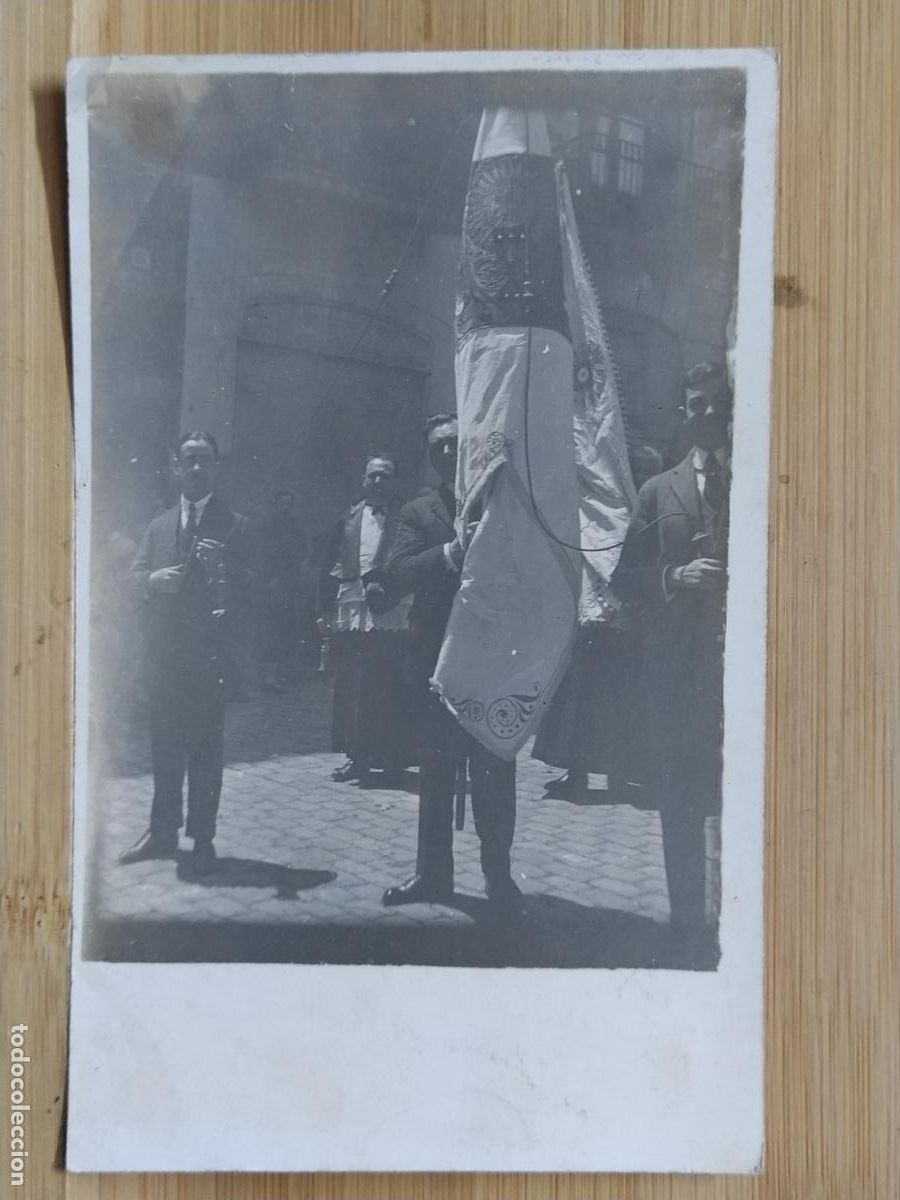 Postales: POSTAL ANTIGUA FOTOGRAFICA - HOMBRE CON BANDERA -(116.989)