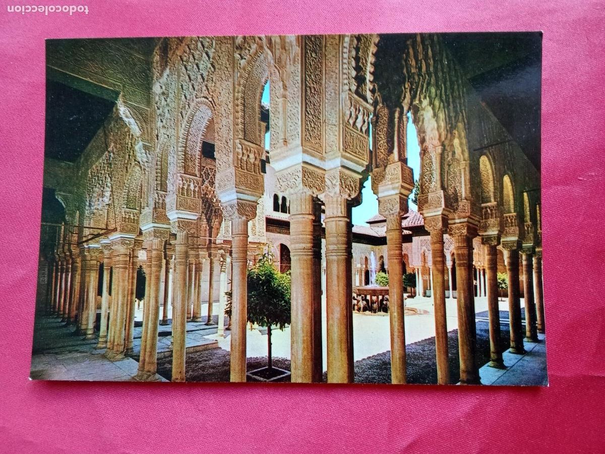 Postales: Postal Granada. Alhambra: Vista parcial y Patio de los Leones P.1315