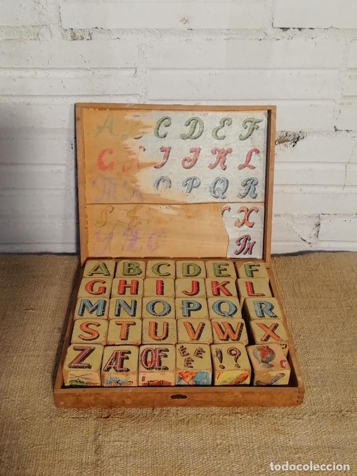 Puzzles: Rompecabezas antiguo de madera con letras, plantas, animales... - Foto 1