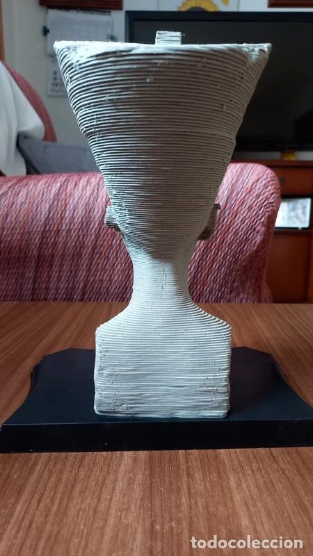 Puzzles: Puzzle 3D de busto de Nefertiti - Foto 3