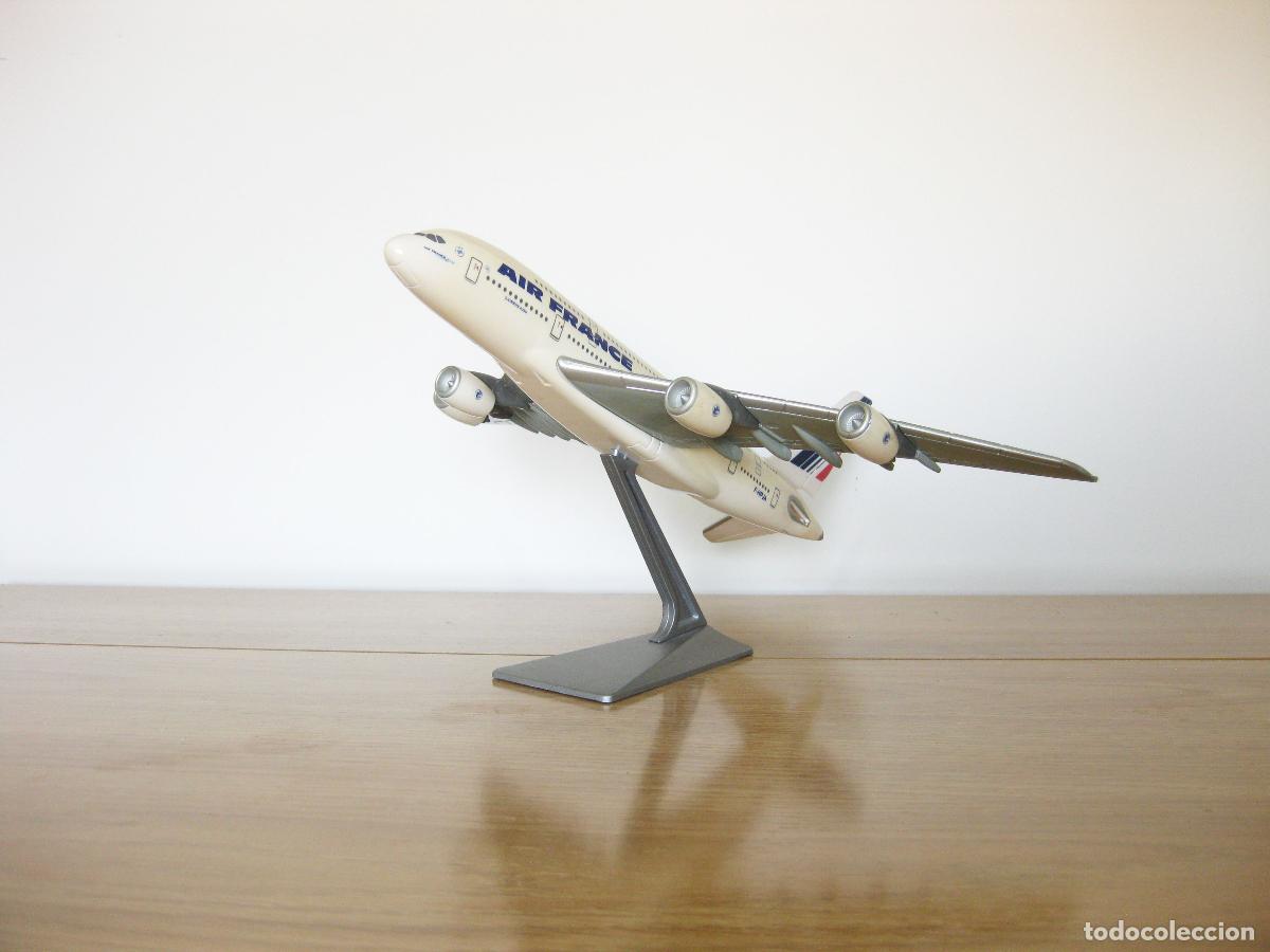 Radio control: MAQUETA DEL AVI&Oacute;N AIRBUS A380 DE AIR FRANCE. SOCATEC AIRCRAFT MODELS