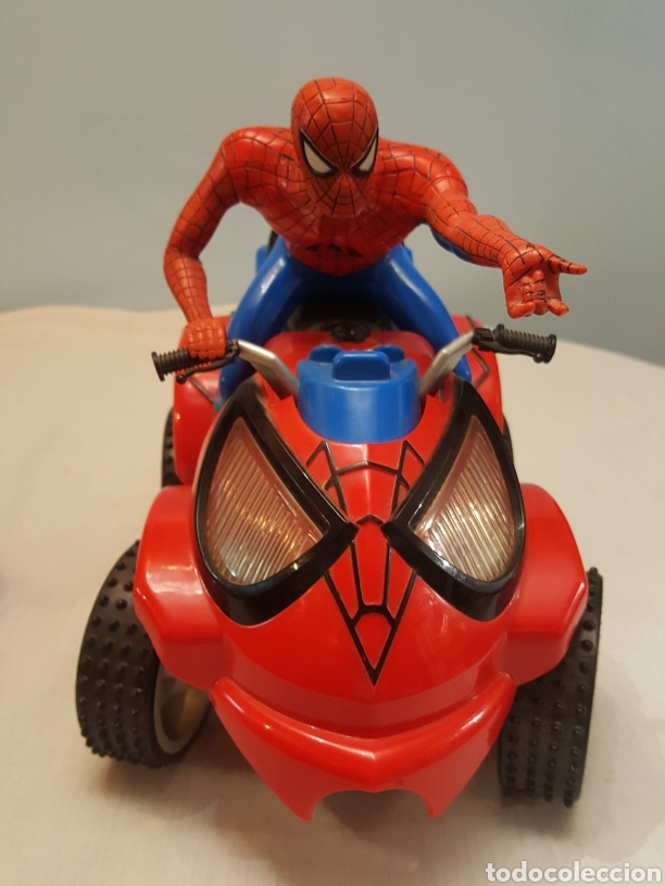 Súper Quad de radio control del Spiderman con mando a distancia.