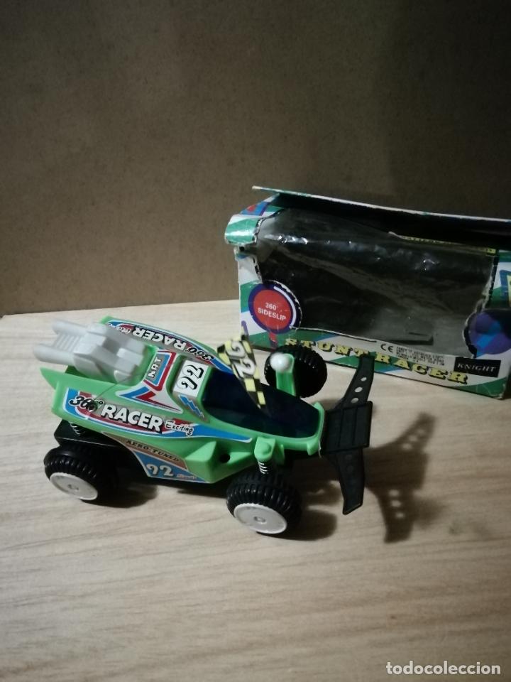 Radio control: COCHE STUNT RACER - Foto 1