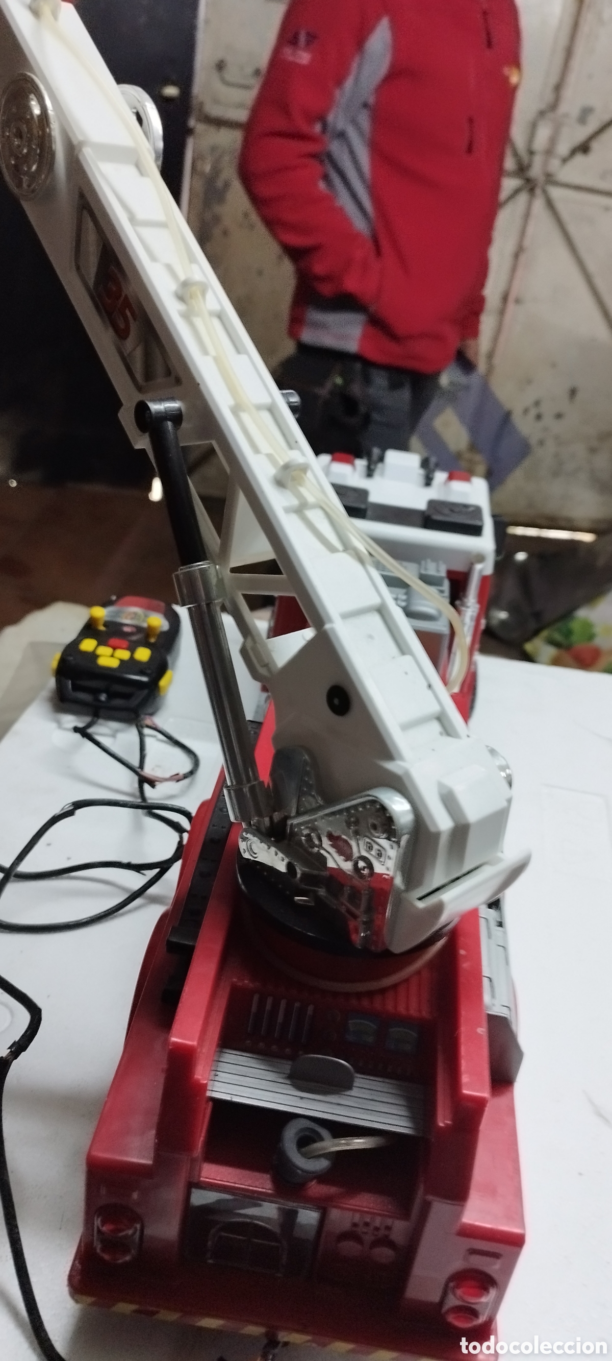 Radio control: cami&oacute;n de bomberos antiguo - Foto 2