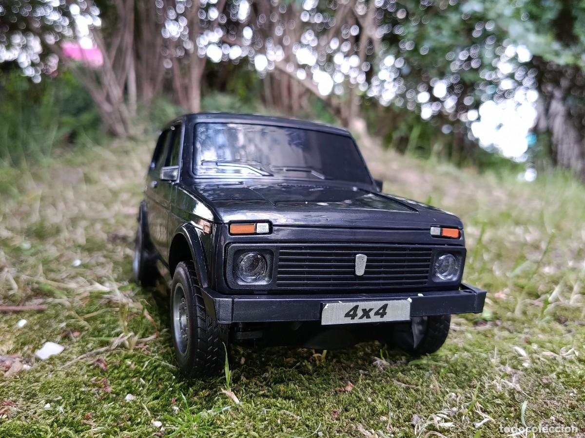 Radio Control: radiocontrol Lada Niva negro- Escala 1/16