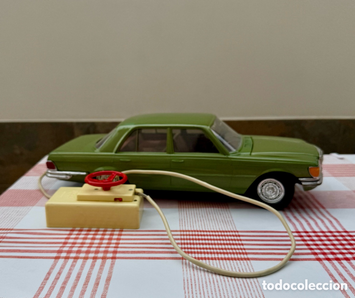 Radio Control: Coche Mercedes Diplom&aacute;tico Rico a&ntilde;os 70