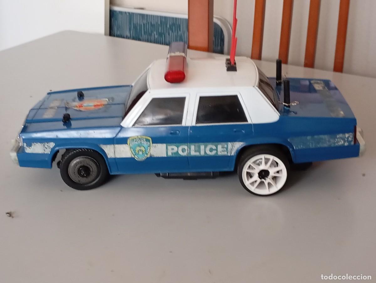 Radio Control: coche policia drift VER VIDEO