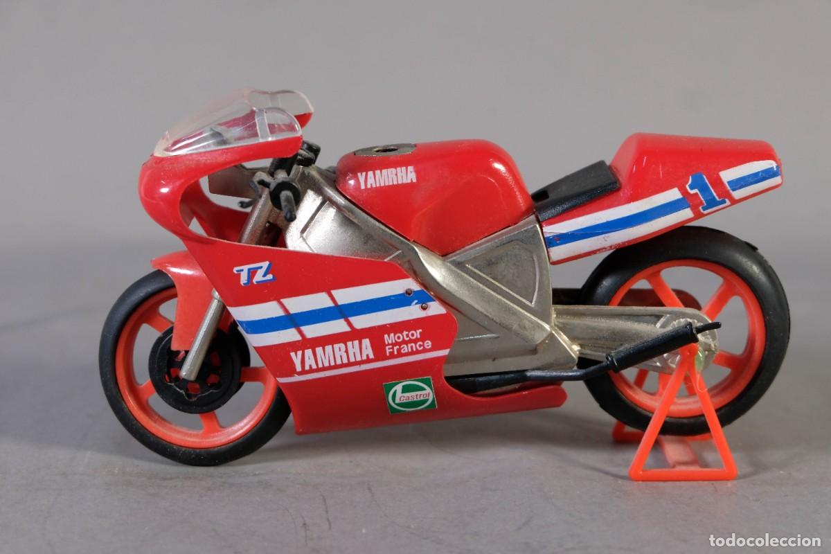 Radio control: Mechero encendedor Moto YAMAHA