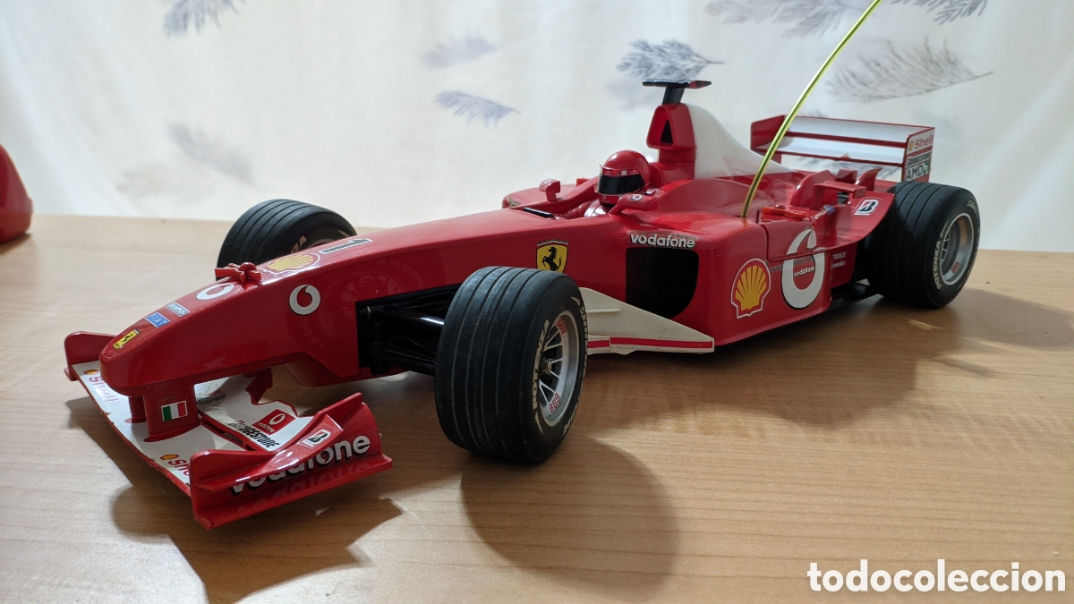 Radio control: Nikko Ferrari F2003-GA F&oacute;rmula 1 1:10 Radiocontrol &ndash; Schumacher