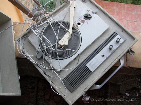 Radios antiguas: Antiguo tocadiscos - Foto 2